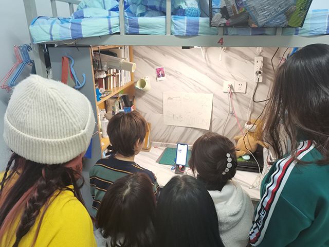 【完满班级】学习雷锋好榜样 争做先锋有力量——艺术传媒学院环设1904举办红色电影赏析