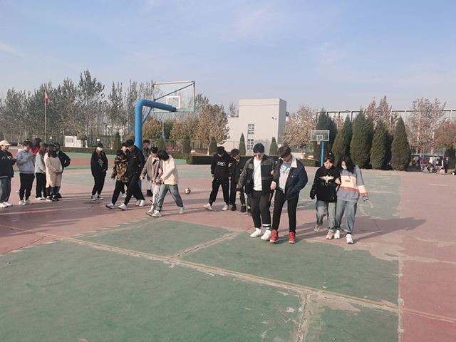 【完满班级】“步履矫健 健步如飞”——艺术传媒学院视觉1803班两人三足完满班级活动