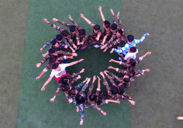 经管基层纵情燃烧  青春活力赤子骄傲——2017年经管系学生会举办“提升基层组织活力”第一期