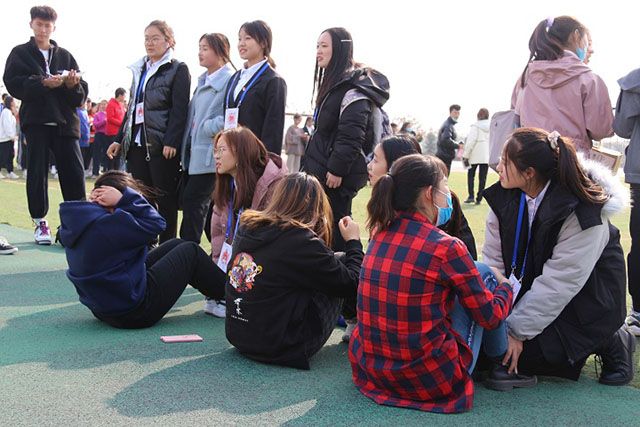 团结一致 永不言弃——艺术传媒学院“不服来战”第五届运动达人极限挑战赛