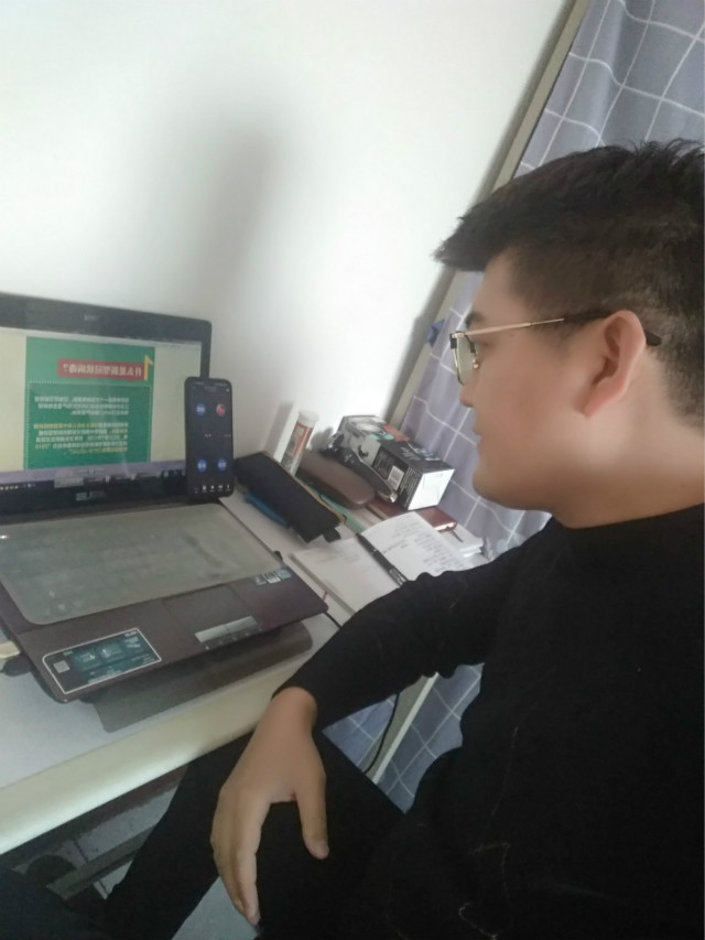 【辅导员说完满】  坚决打赢这场人民战“疫”——外语系2019级主题年级会