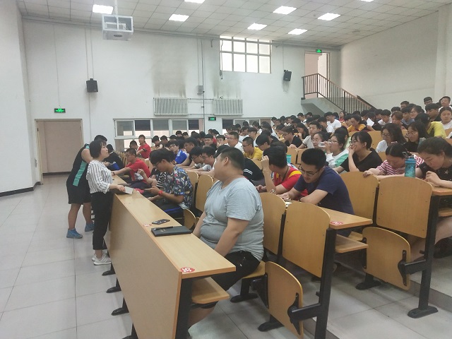 【辅导员说完满】期末 是时候逆袭了——大数据学院、信息工程学院开展辅导员说完满