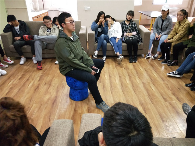 【完满班级】以梦为马 奔跑接力获突破 振奋人心——淬炼商学院四月完满班级主题活动（二十）