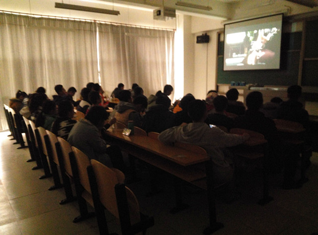 【完满班级】趣味电影赏析——机电1501班举办完满班级活动