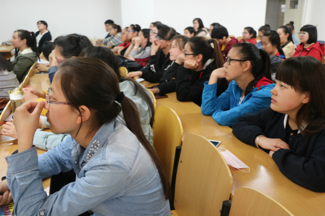 【学长计划】行走在路上的青春礼赞——外语系三月学长计划之“外语情 国际行”