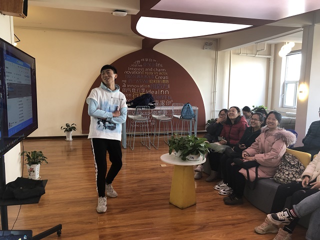 【完满班级】乐享青春 欢乐无限——计科1803“音为有你 青春无悔”歌曲欣赏活动