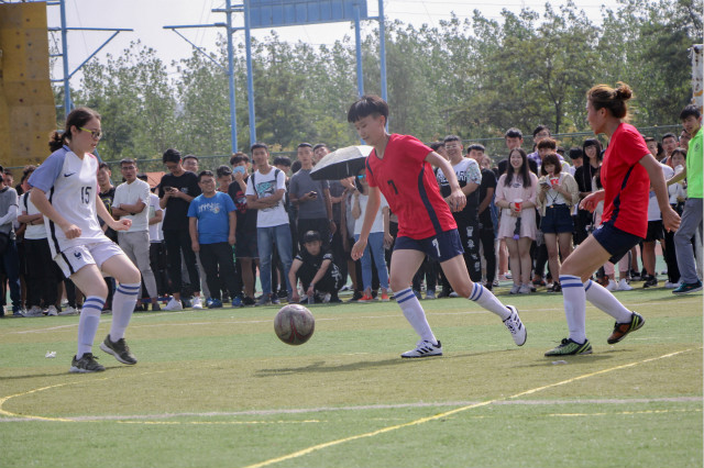 第六届“至强杯”五人制女子足球联赛圆满落幕