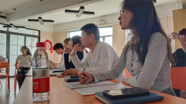 激昂陈词论 唇枪舌战决弈时——淬炼·国际商学院第十届“淬炼杯”辩论赛决赛