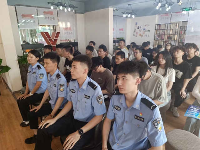 追光而遇 沐光而行——智能工程学院九月完满团支部活动集锦