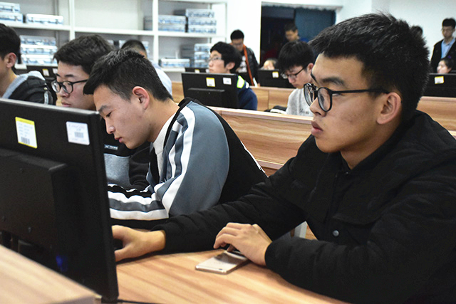 小小字符 无限可能——第二届“Hello C脑洞游戏城”活动