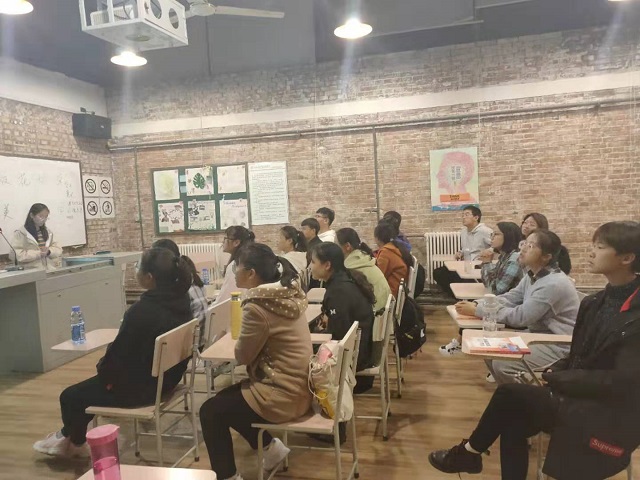 追求绿色时尚，拥抱环境校园——远景1903班10月完满班级活动