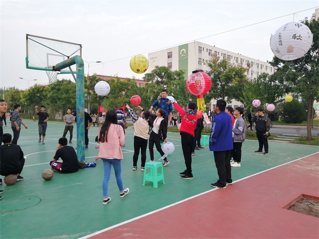 千里共婵娟 中秋赏美月——智能工程学院第二届中秋国庆佳节“花灯会”