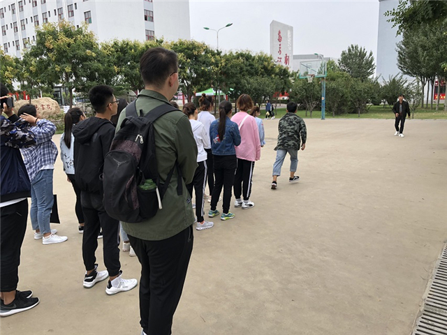 【完满班级】肆意青春 诗酒趁年华——淬炼商学院九月完满班级主题活动(三十)