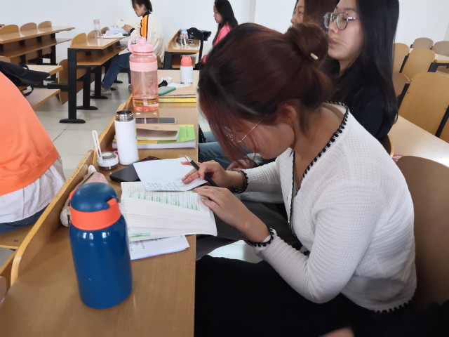 【完满班级】承千年精粹 扬时代弘毅——商务英语学院涉外1801班、英语1806班完满班级活动