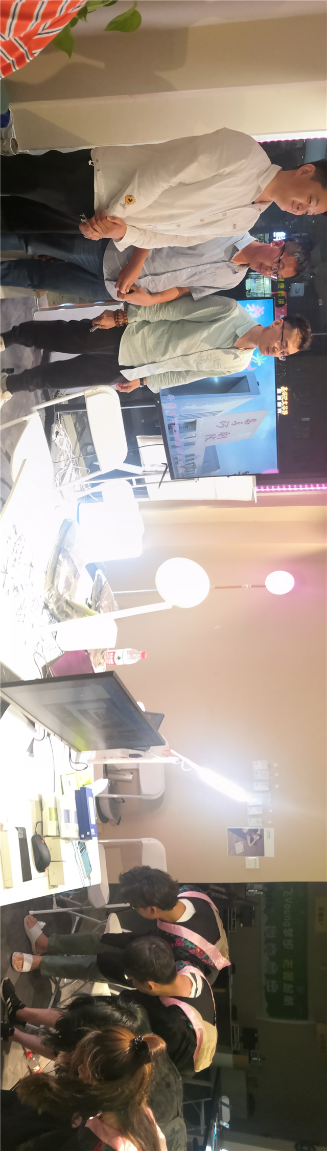 【艺术实践】4500余名师生云端相聚毕业生晚会