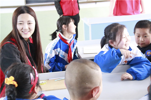 传递正能量第449期:机电工程系“小蜜蜂计划”之“奋进学知”公益活动