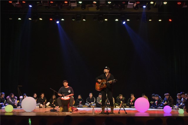 “大冰的小屋·百城百校音乐会”与你一同邂逅民谣