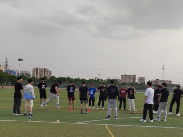 【完满团支部】青春无畏 “绳”采飞扬——淬炼·国际商学院审计2101班完满团支部活动