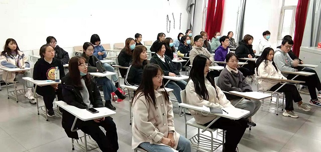 【完满班级】时光荏苒 爱国依旧——艺术传媒学院视觉2002班“爱我中华”主题观影活动