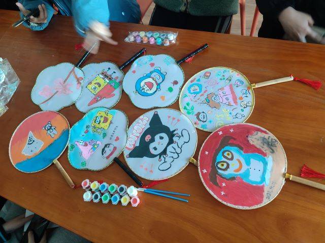 【完满班级】传统文化进校园 公益伴你过寒冬——经济与管理学院十一月完满班级活动