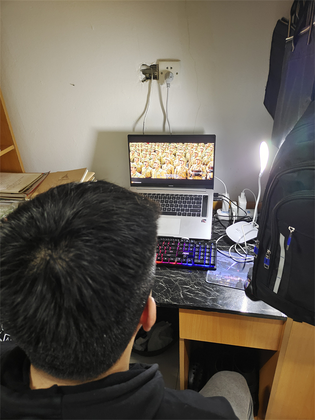 【完满班级】看长津湖 忆峥嵘岁月——淬炼·国际商学院会计2102班完满班级活动