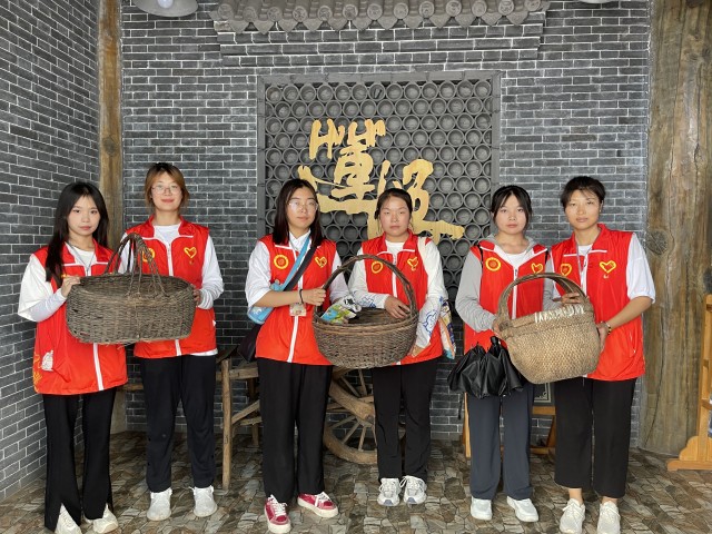【三下乡】觅|寻根情结永“乡”系——商务英语学院三下乡社会实践活动
