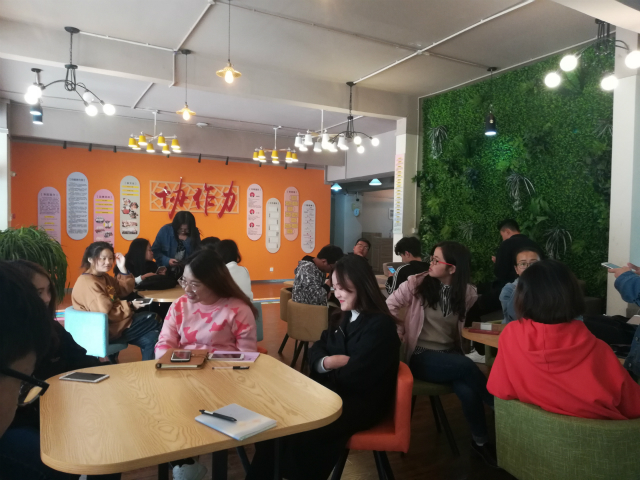 【完满班级】致意青春 活在当下——淬炼商学院十月完满班级主题活动（四十四）