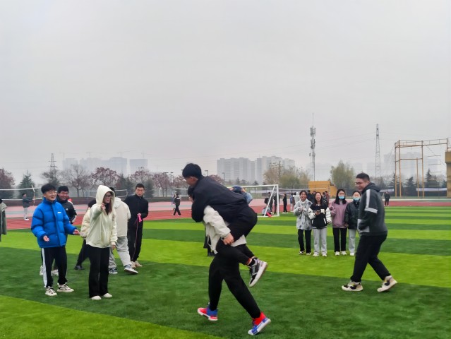 【完满团支部】争分夺秒 智力比赛——大数据学院、信息工程学院数字2209班完满团支部活动