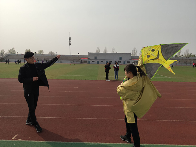 【完满班级】Fly loving kites——艺术传媒学院动画1801班放飞风筝比赛活动