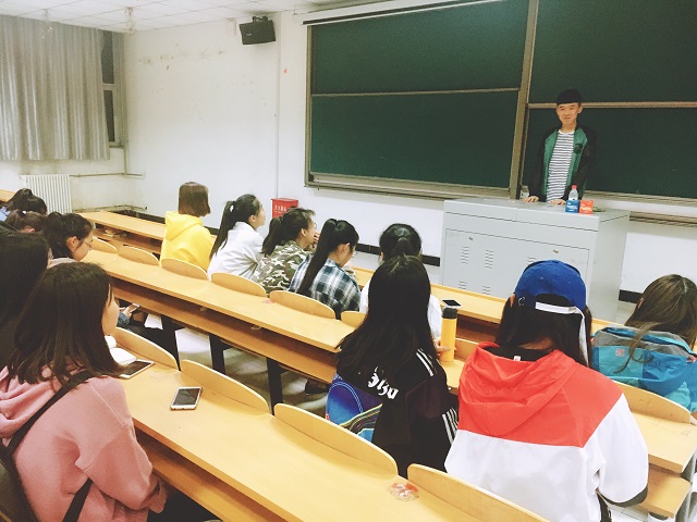 【社团快讯】缤纷五月 花若云霞彩蝶双飞