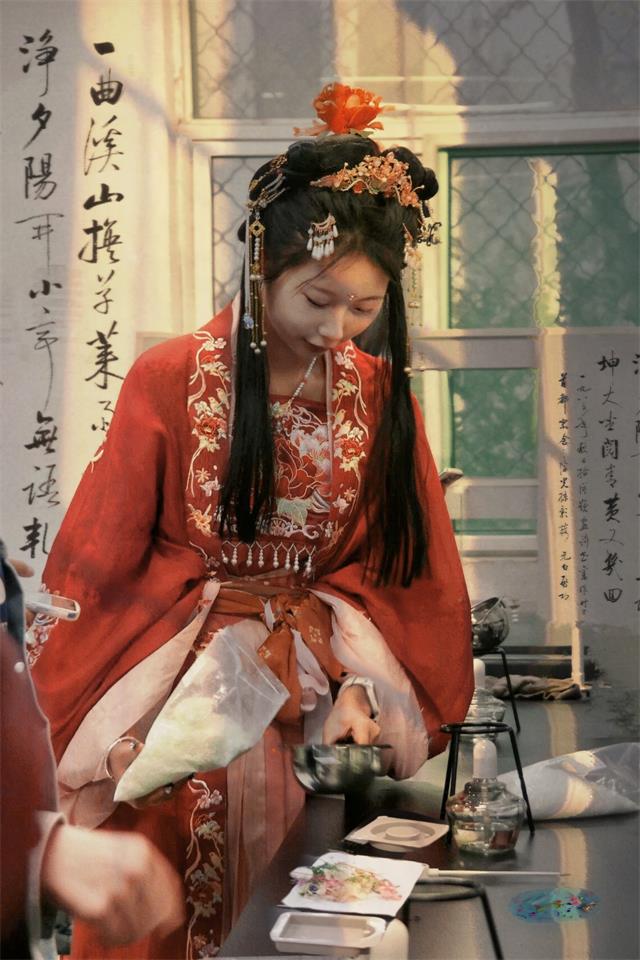 【完满团支部】气味图书馆——经济与管理学院数管2202班完满团支部活动