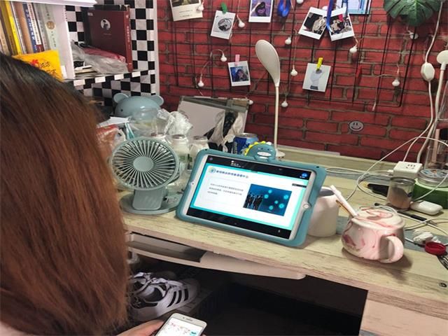 【完满班级】科学防疫 抗击病毒——艺术传媒学院环设1802班举办线上防疫主题活动