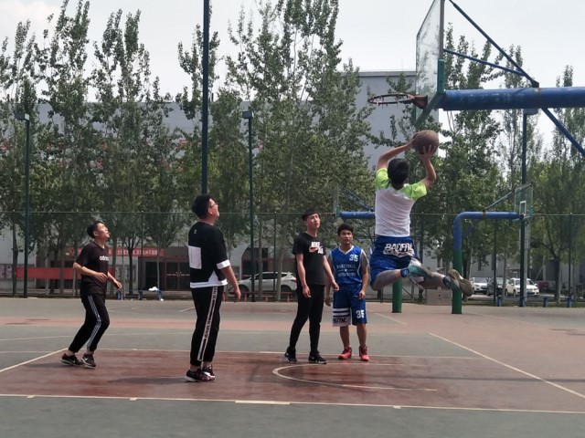 以篮球为梦 投之趁年华——大数据学院 信息工程学院举办第二届“青春杯”趣味篮球赛