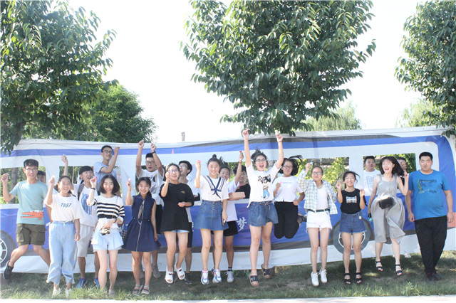 回首过去 展望未来 我们在成长——远景学院2016级举办完满班级活动总结交流会