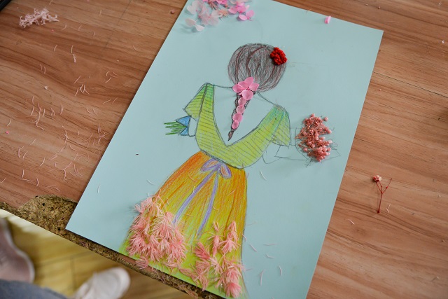 【缤纷百团】创意“生活家” 留住春日美好——“初识花香 再绘花意”创意大赛圆满落幕