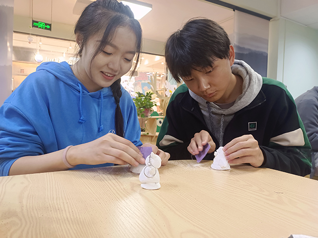【B类社团】心跳颜究所(第2期)——石塑掌心绘第二场活动