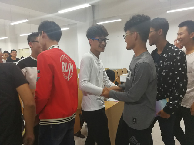 舌灿莲花 何逊诸葛——机电工程系举行第四届“舌战群儒”之剑指苍穹辩论赛