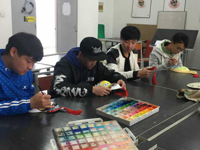 【前行】第62期：画笔沙沙作响  方寸之间尽显永恒