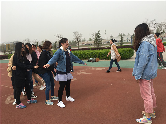 【完满班级】搏生命之极限 铸青春之辉煌——外国语言文学系4月完满班级活动