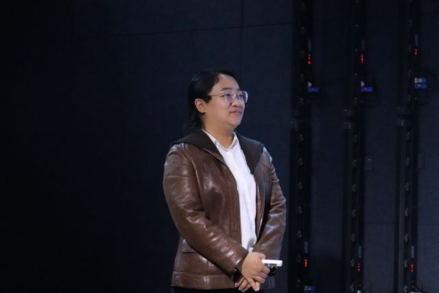 【辅导员说完满】花YOUNG忆韶华 迎完满之路——经济与管理学院2021级辅导员说完满活动