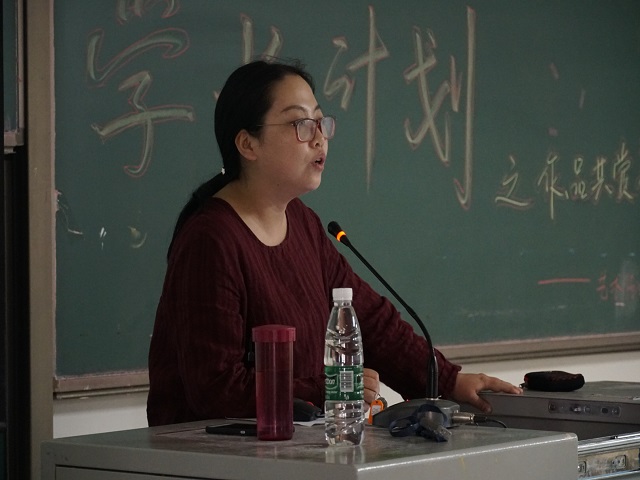 学长计划第520期:展臂怀拥凌云梦 望尽天涯志亦高——艺术传媒学院5月份学长计划系列活动