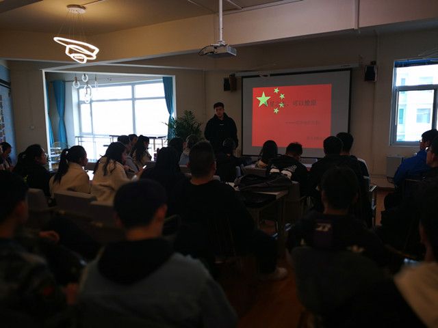 【完满班级】星星之火 可以燎原——食品与环境学院食安1803班爱国电影赏析