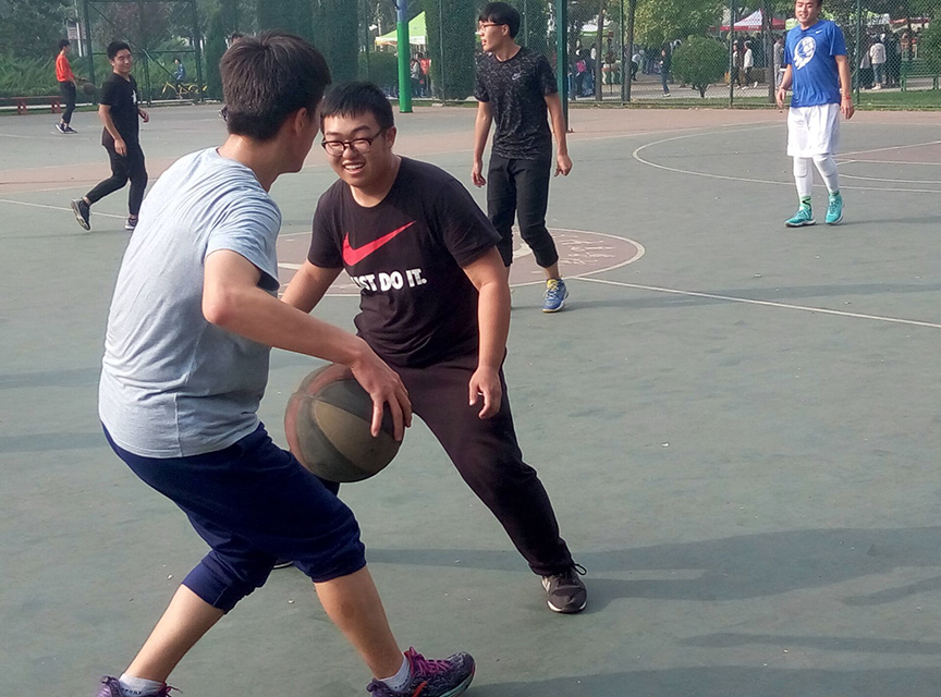激情四射 谁与争锋 ——信工系软件工程1703班举办完满活动