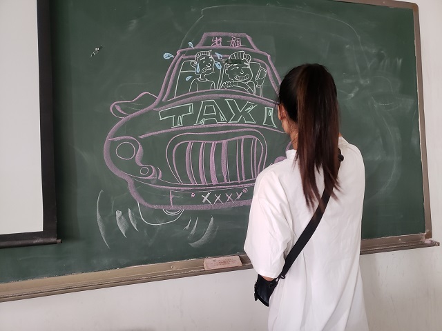 【完满班级】安全出行 我先行——艺术传媒学院视觉1603班举办安全意识交流会