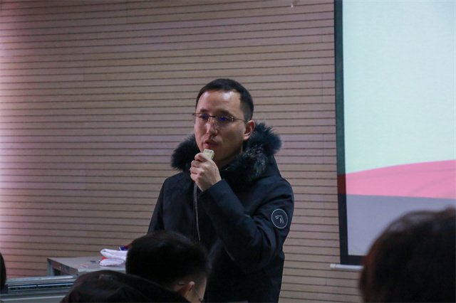 装点青春 圆梦青马——智能工程学院“青马工程”完满教育学生骨干系列培训(知行班)结业典礼