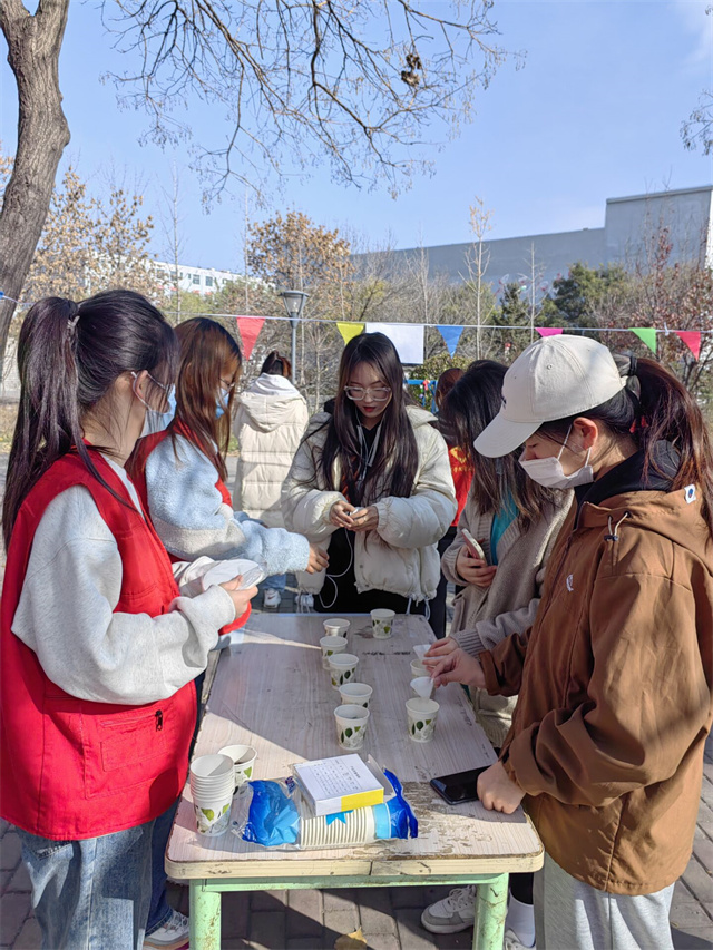 生命之源 滴滴珍贵——淬炼·国际商学院水滴行动专项志愿者服务队11月活动