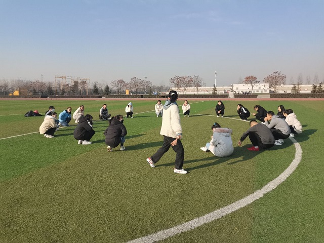 激情燃烧希望 励志贏来成功——远景2001班完满班级