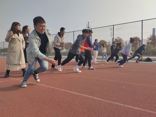 【完满班级】锦志卓越 尚无止境——艺术传媒学院环设1904班举办“锦志卓越，尚无止境”乒乓球趣味赛