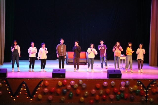 一场盛世之约 传递经典——第86期乌马河周末文化广场之“向经典致敬”主题晚会