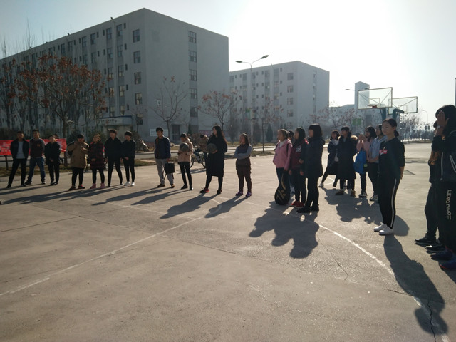 【社团快讯】奕驰女篮社举办定点投篮大赛